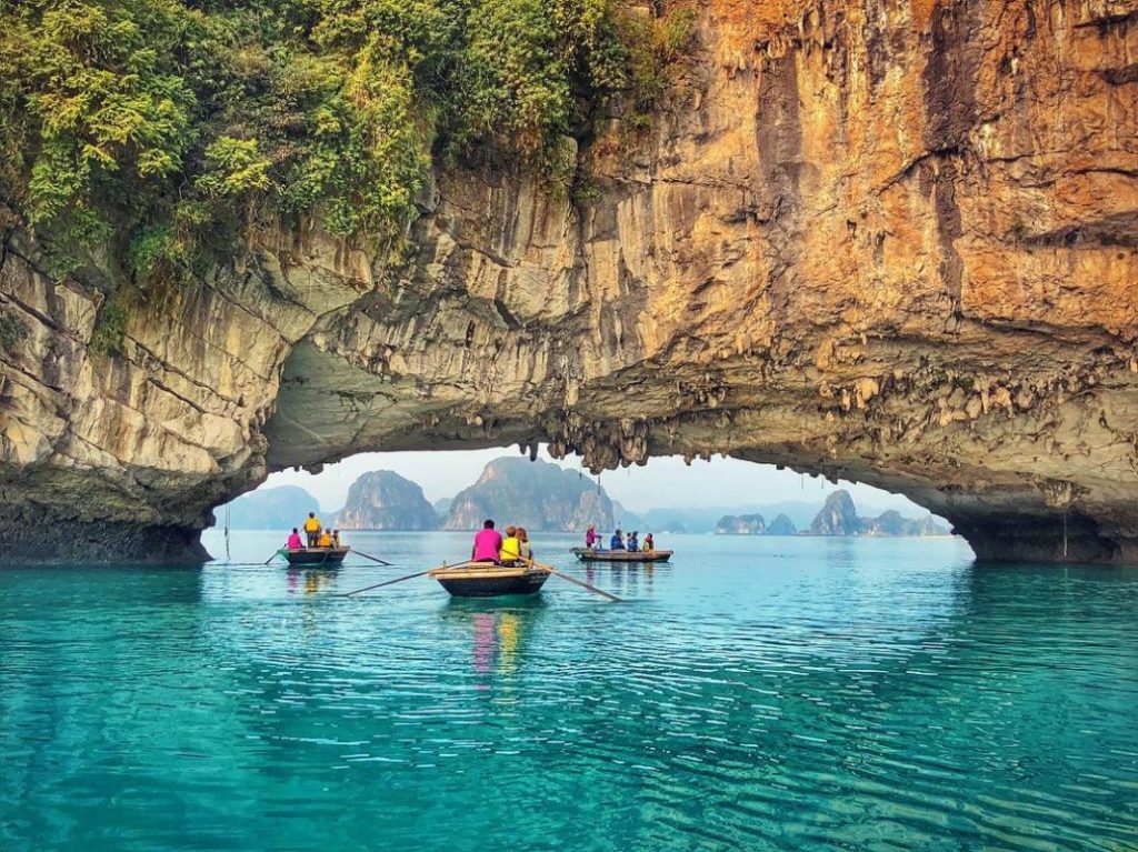 Bai Tu Long Bay in Vietnam