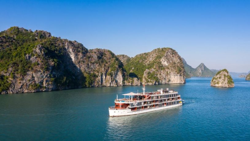 Luxury Heritage Cruise in Lan Ha Bay