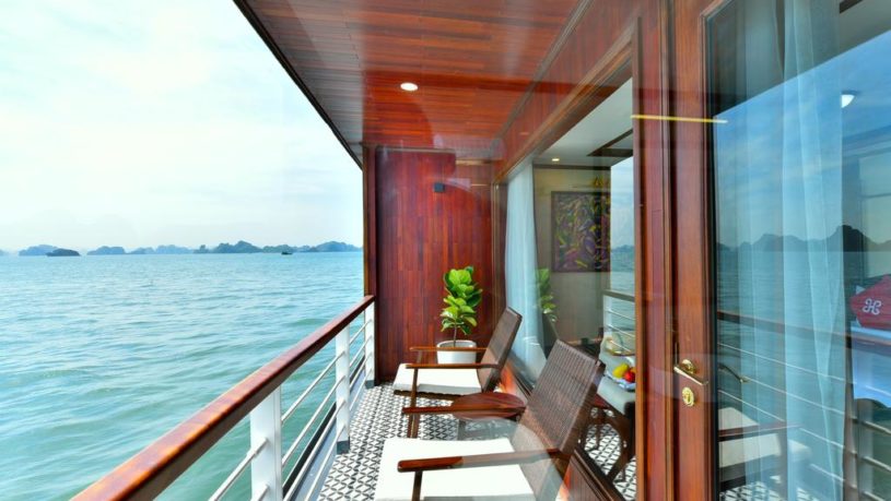 Luxury Heritage Cruise in Lan Ha Bay