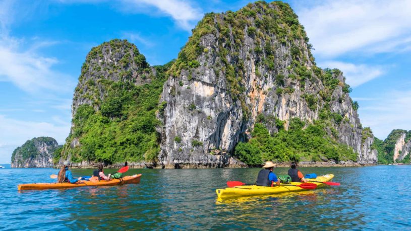 Halong Bay Cruise Overnight - Kayaking
