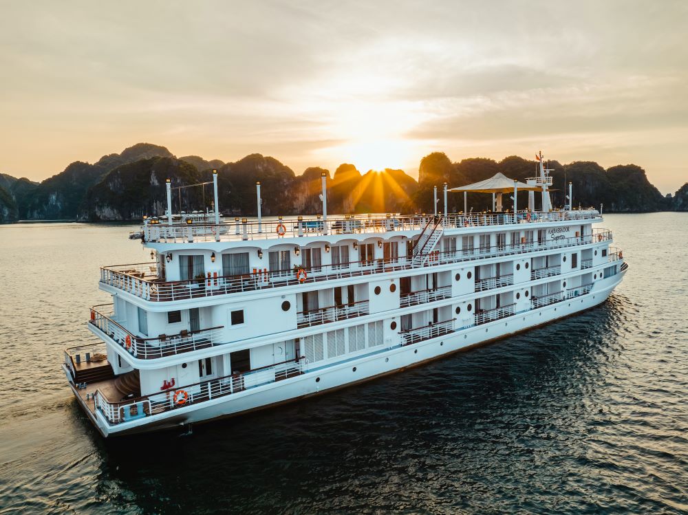 Ambassador Signature Cruise Lan Ha Bay 2 Days 1 Night