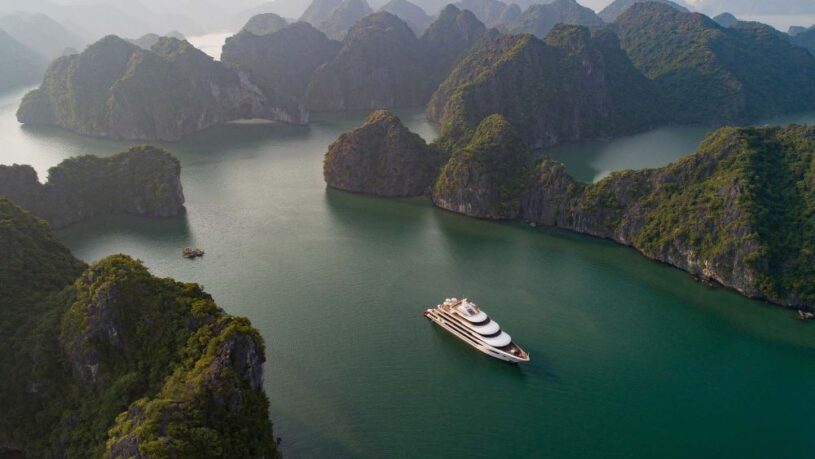 Scarlet Pearl Cruises Lan Ha Bay