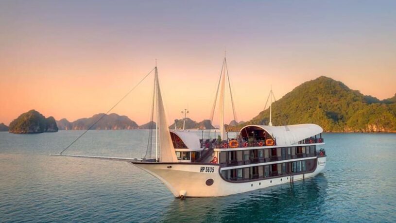 Sena Cruise Lan Ha Bay