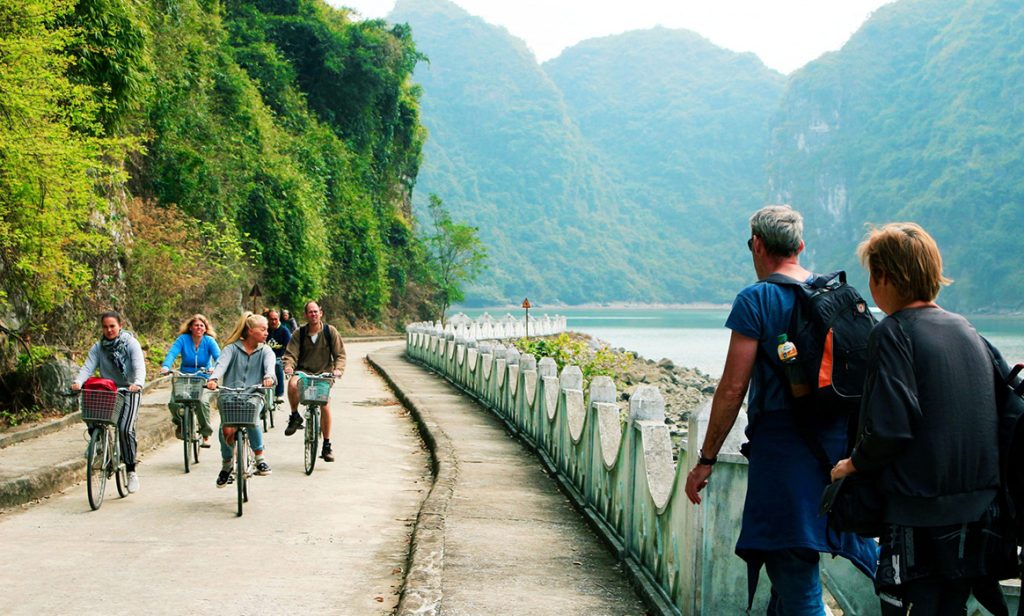 Cycling through Viet Hai Village: Best things to do on Cat Ba Island