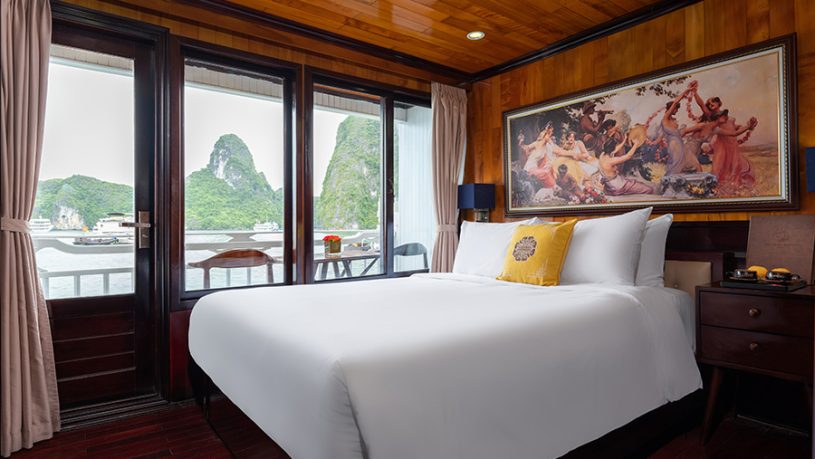 Hera Classic Cruise Halong Bay