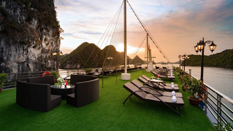 La Pandora Cruise Lan Ha Bay