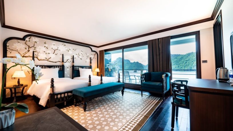 Velar of the Seas Cruise Lan Ha Bay